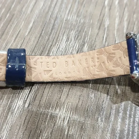Ted Baker Floral Ribbons 🎀  Watch (Authentic) - Picture 8 of 15